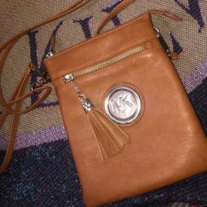 Crossbody bag